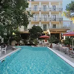 Margherita Appart hôtel 4*