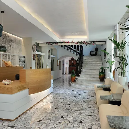 Aparthotel Margherita 4*